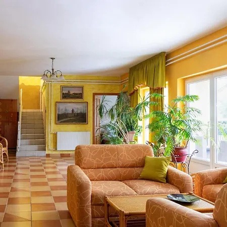 Hotel Zeta 3*