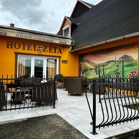 Zeta Hotel 3*