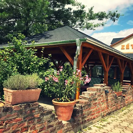 Hotel Zeta